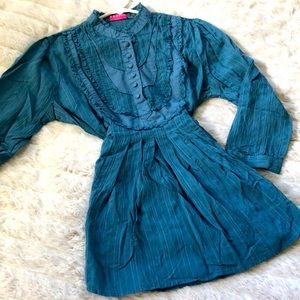2/$25! ⭐️ BCBGirls‎ buttoned dress/tunic top